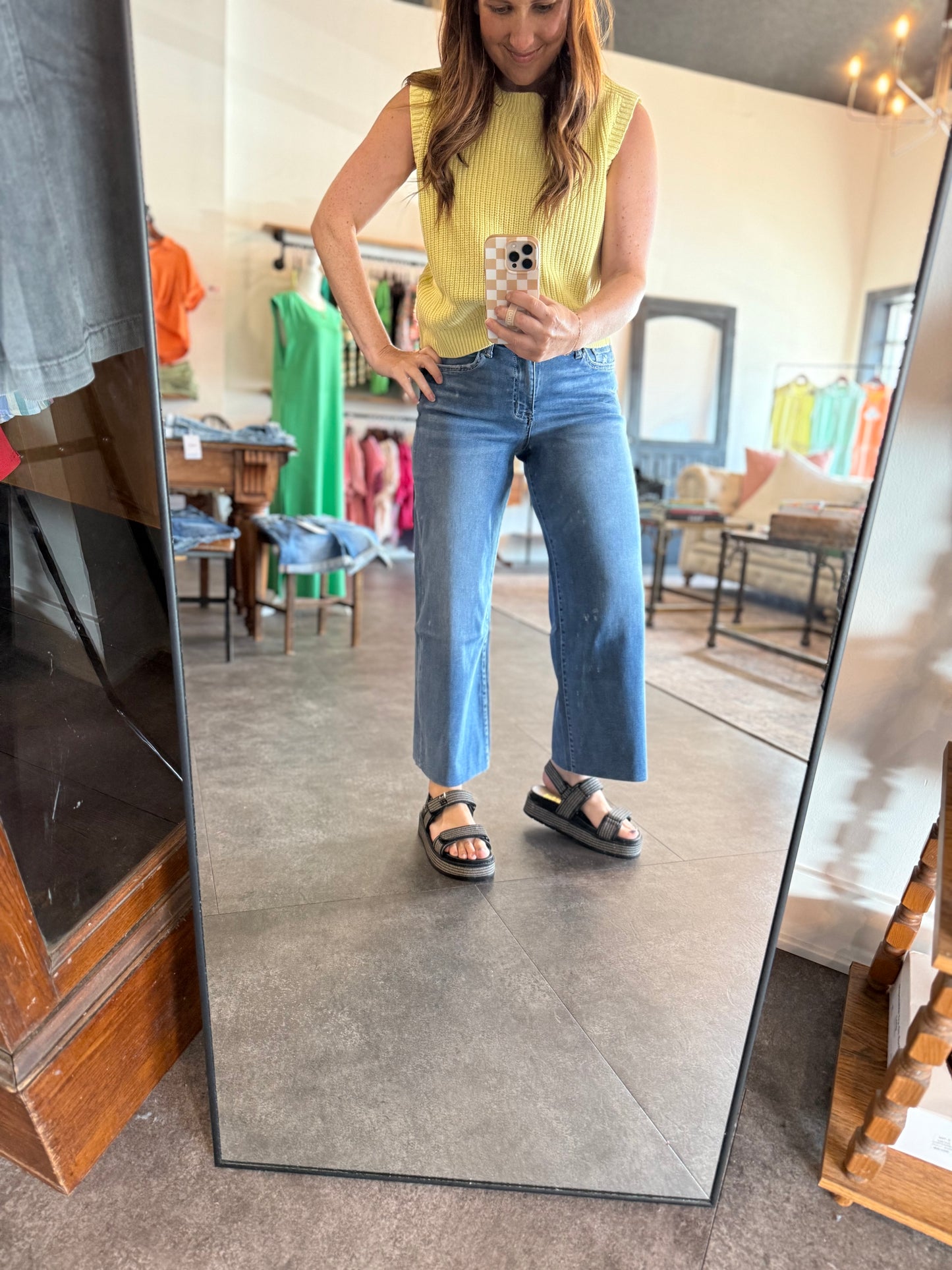 Vervet Hi Rise Raw Hem Wide Leg Jean