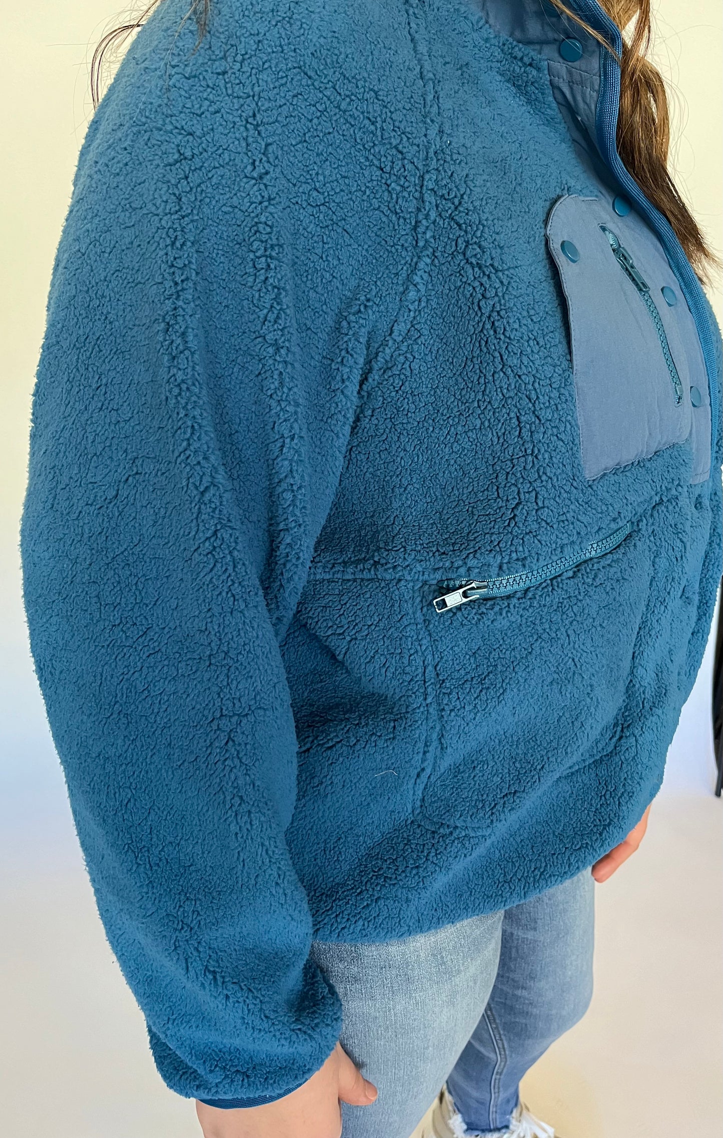 The Monroe Sherpa Jacket Azure Blue