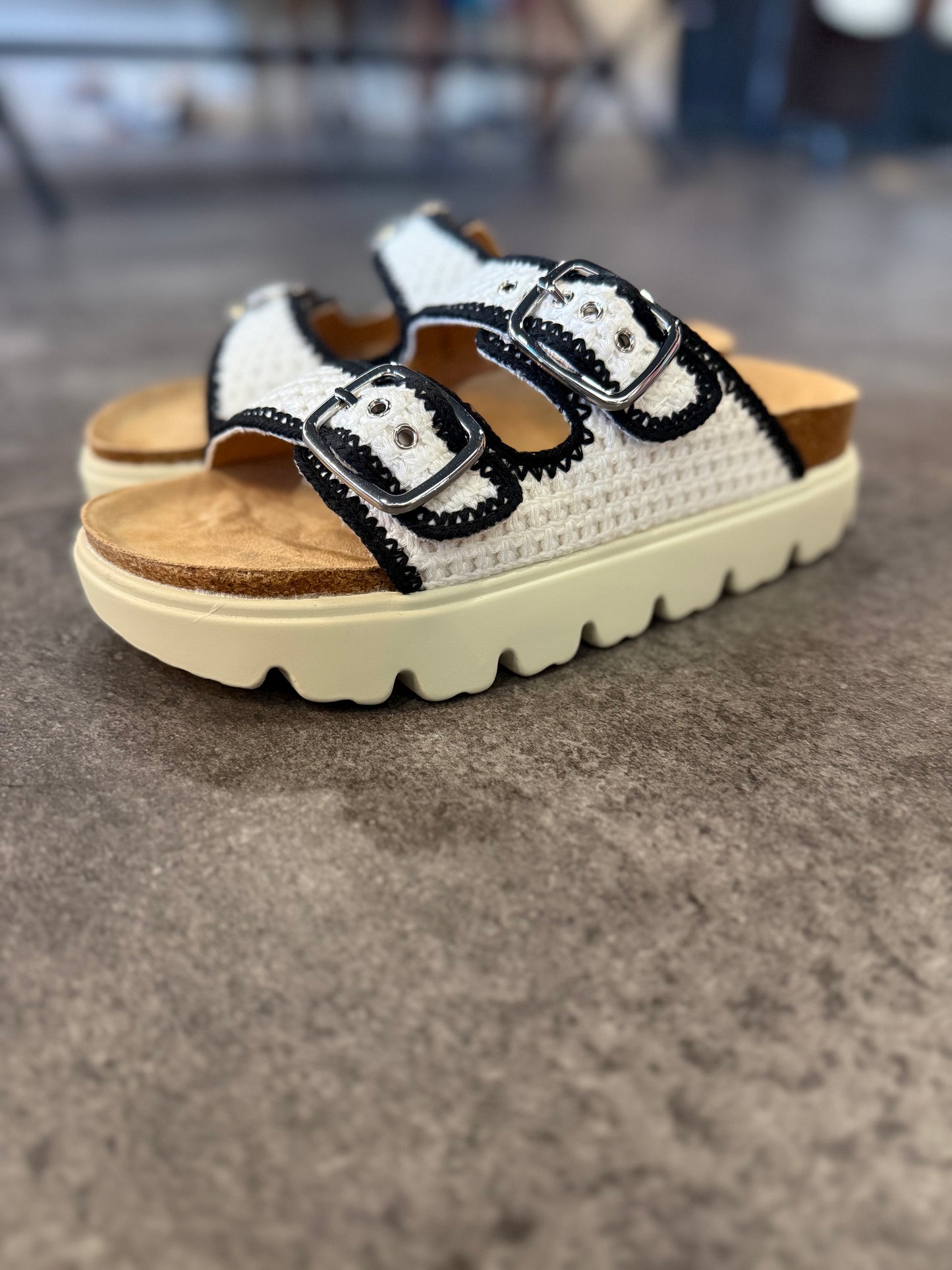 Corkys Rumor Has It Sandal Ivory/Black
