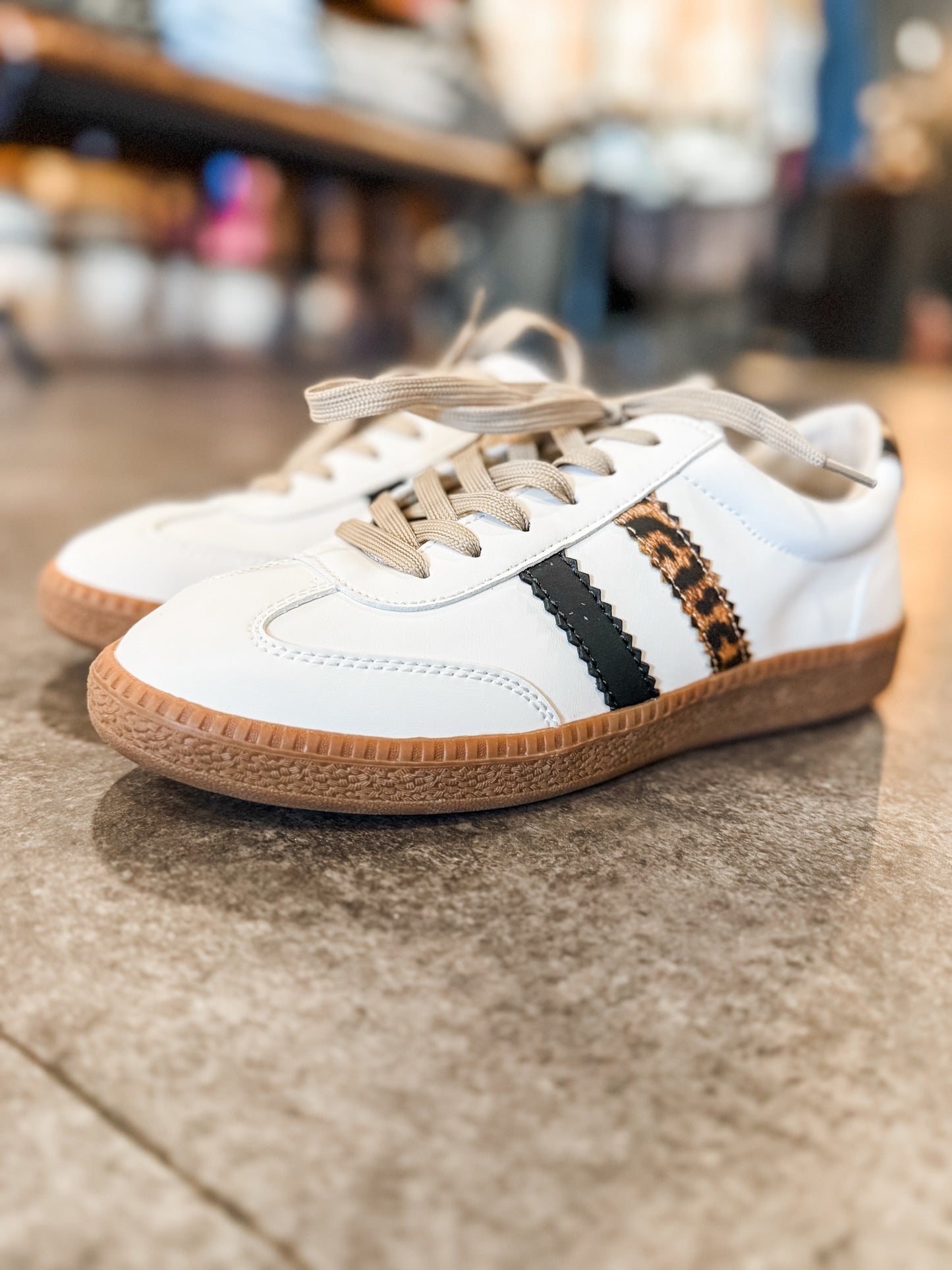 Corky’s Heads Up Sneaker Leopard