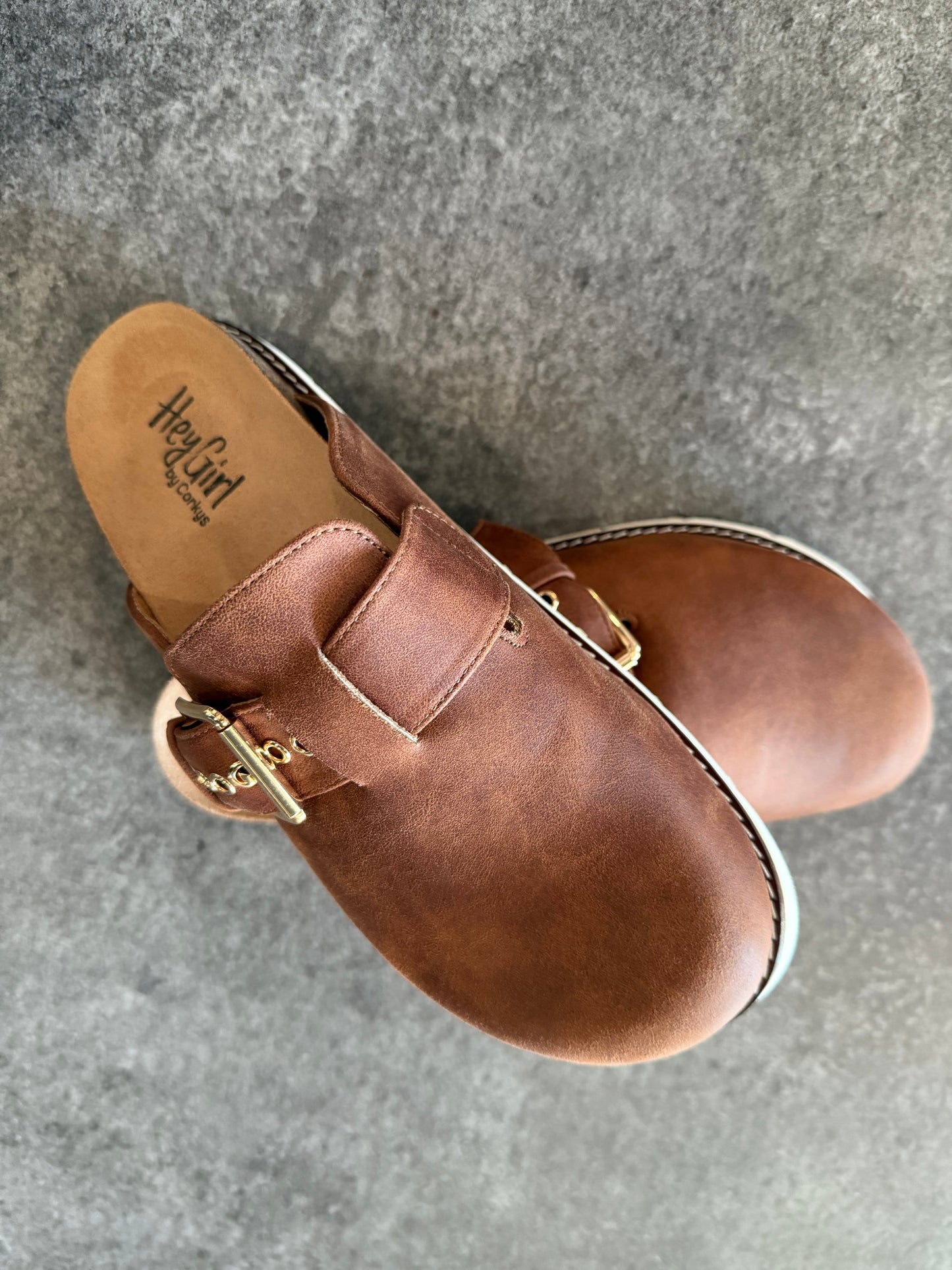 Corky’s Day Dream Clog Cognac