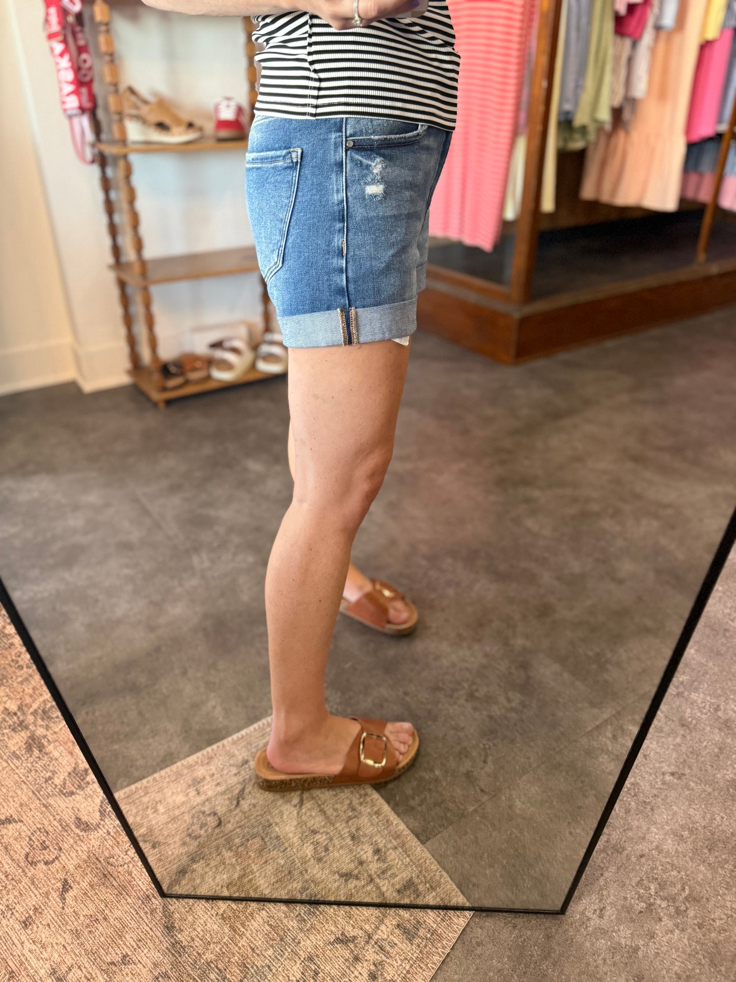 Risen Rolled Up Shorts