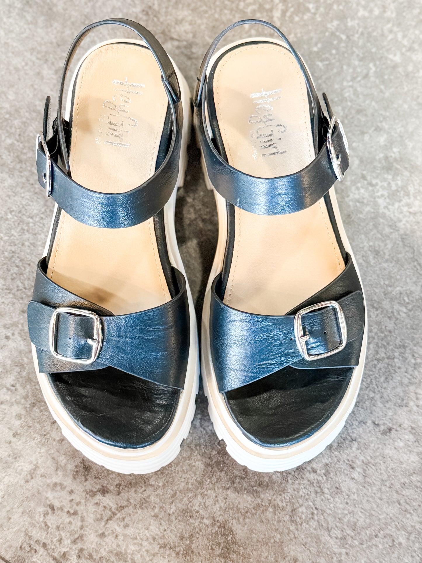 That’s Just Me Sandal Black