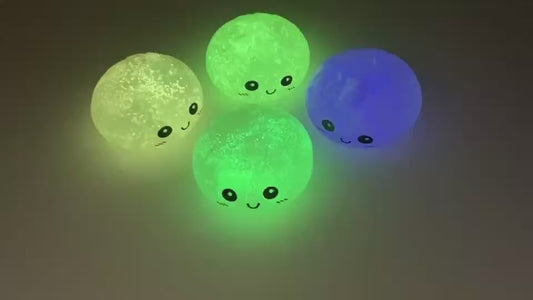 Glow in the Dark Dumpling Squishy